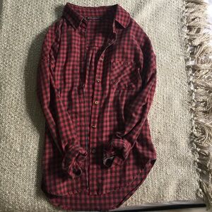 COPY - Brandy Melville flannel its in good condition!!!